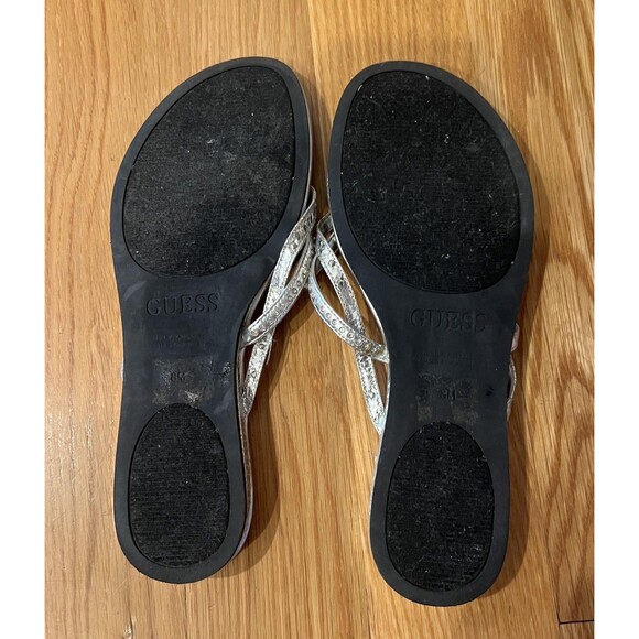Guess Sandals Womens Size 8 Silver Rhinestone Thong Flip Flop Snake Embossed - Picture 5 of 7